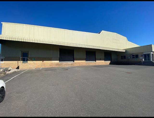 2,625M² WAREHOUSE TO LET IN NEW GERMANY